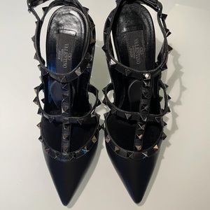 Valentino Rockstud Ankle Strap 100 mm